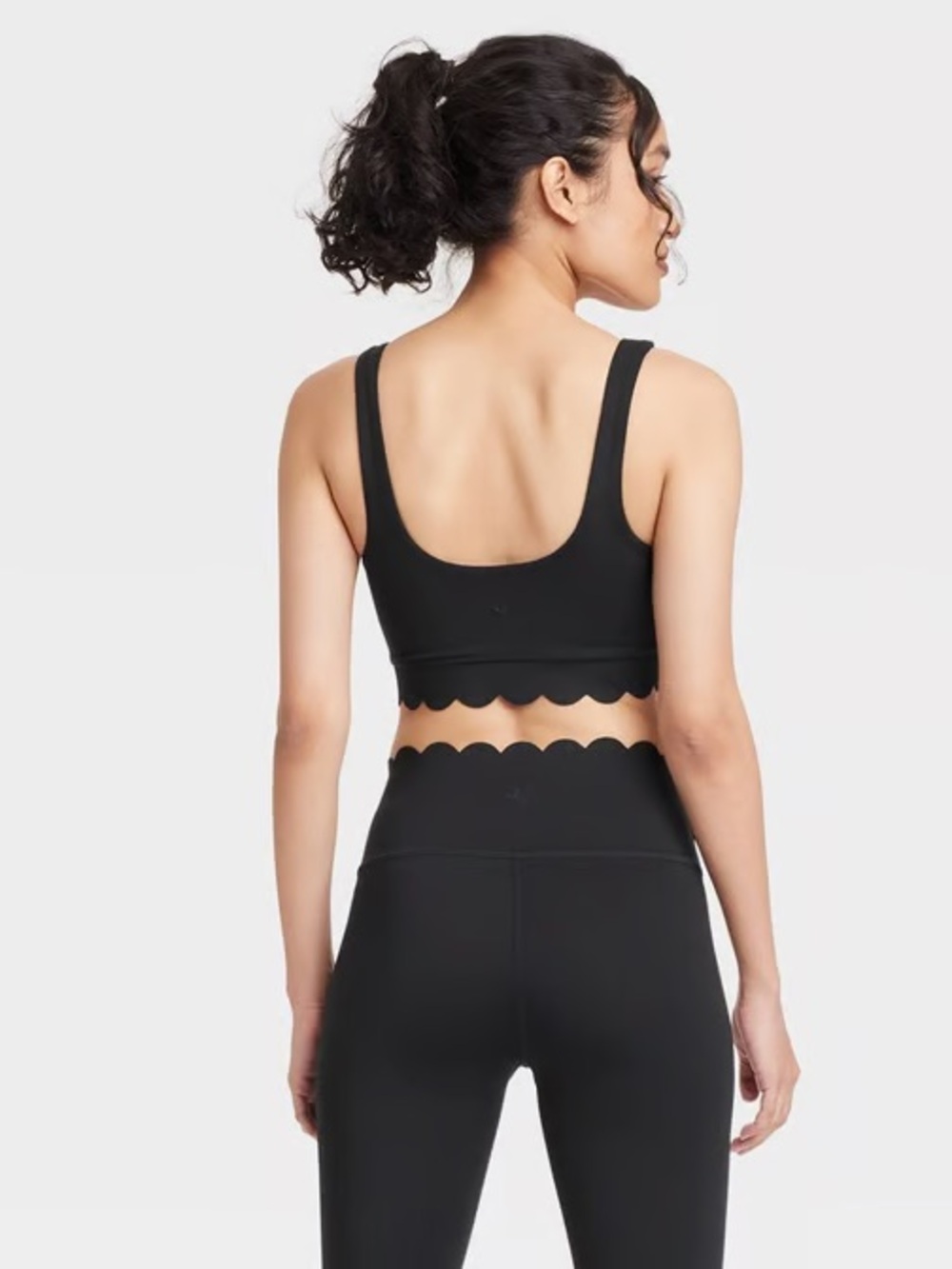 JoyLab Black Scallop Edge Crop Sports Bra - Picture 2 of 5